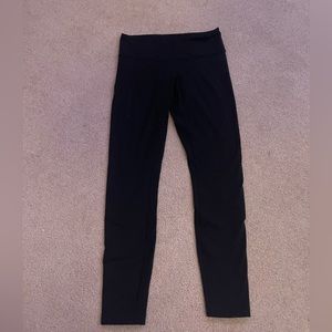 black lululemon leggings